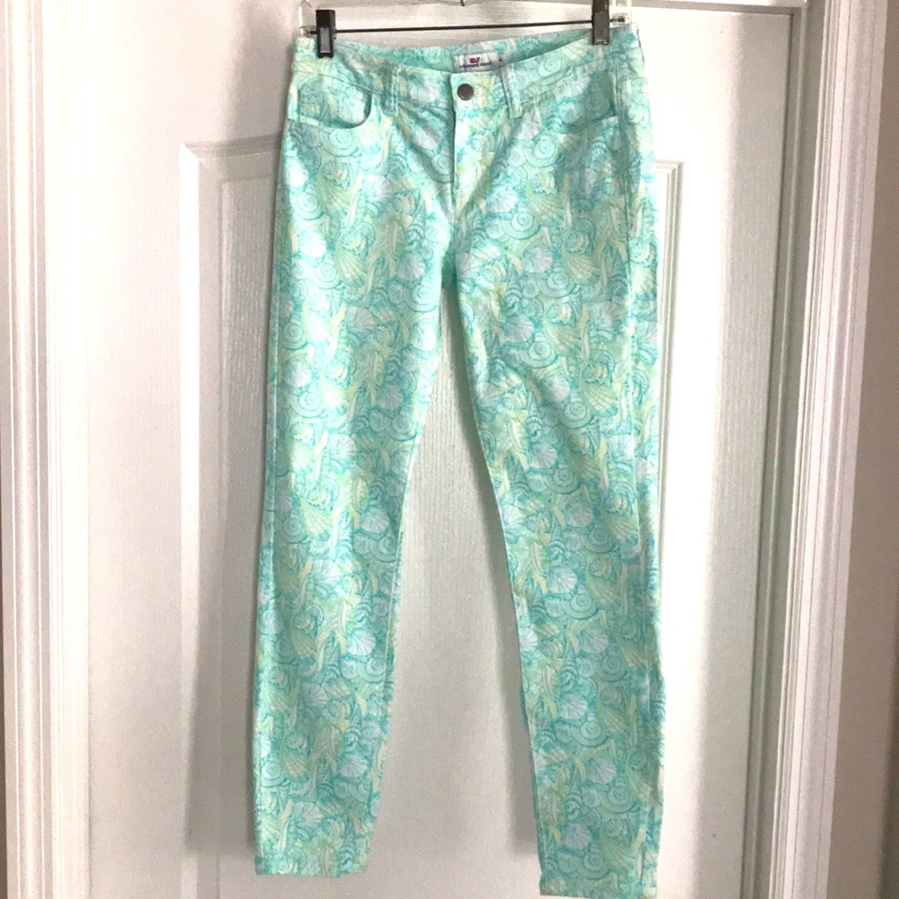 Vineyard Vines jeans.